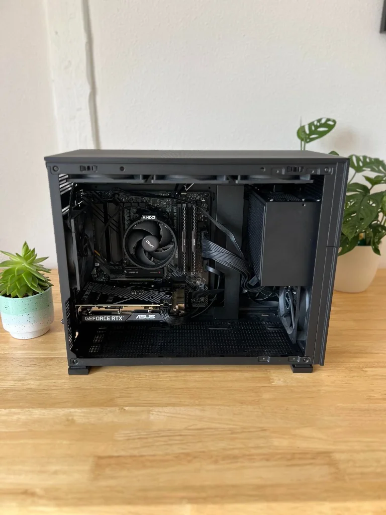 Esports Starter Custom PC Interior Components